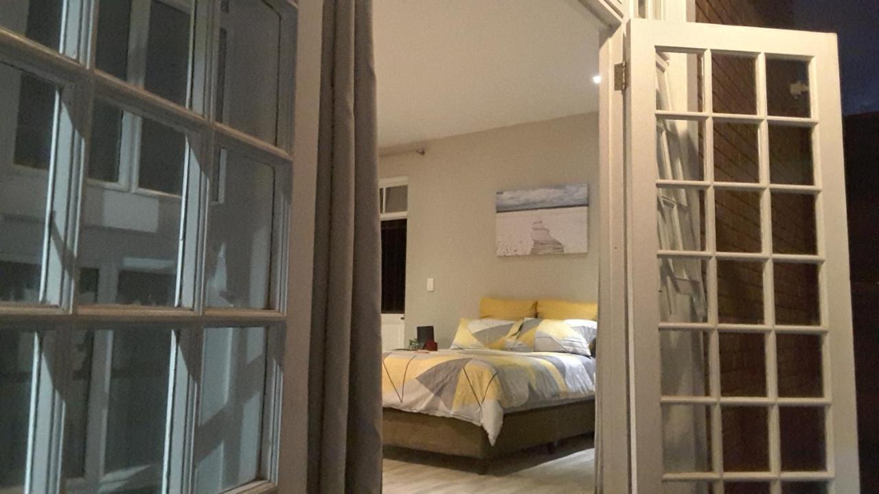 Versailles Pretoria Luaran gambar