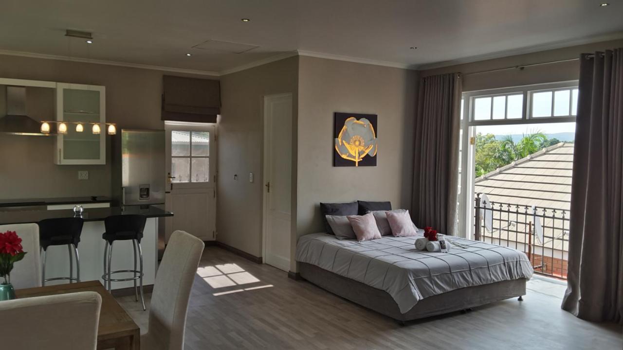 Versailles Pretoria Luaran gambar